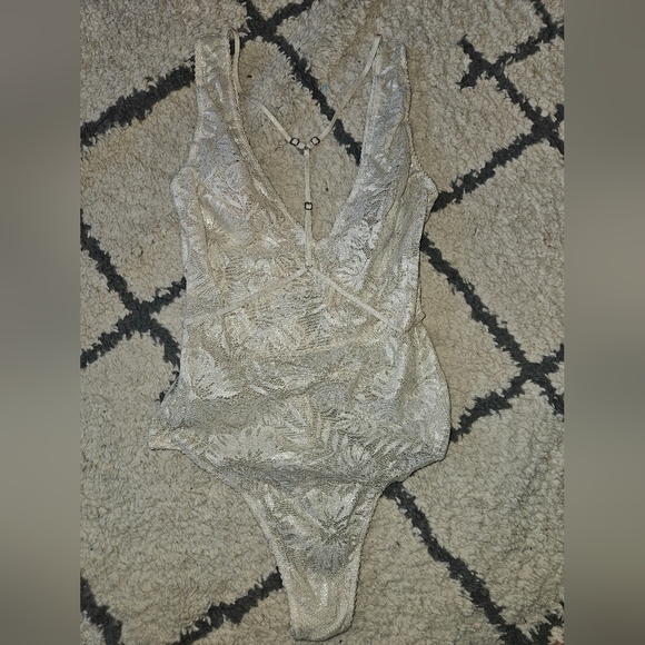Victoria's secret lace bodysuit small - Picture 1 of 5